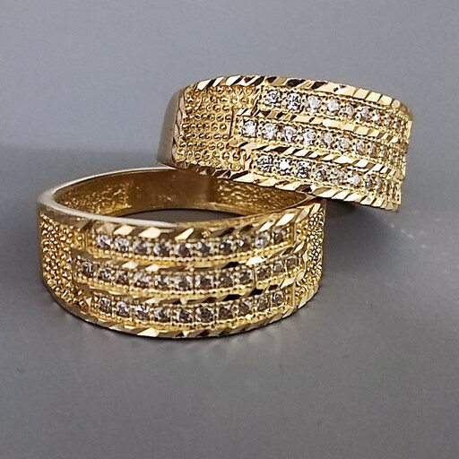 حلقهست نگین دارطلاروس