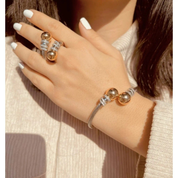 قیمت وسفارش دستبندوانگشترطرح طلا