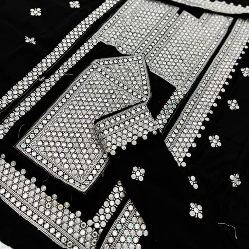 قیمت وخریدلباس بلوچی