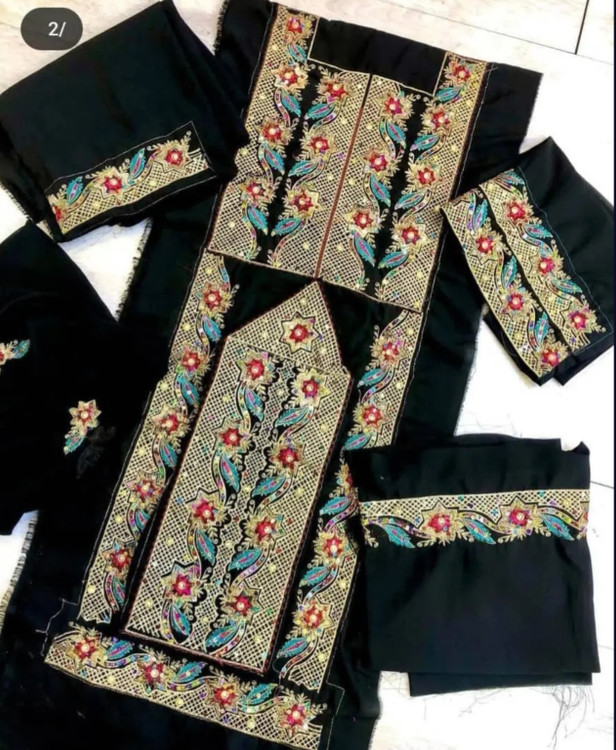 خریداینترنتی لباس بلوچی