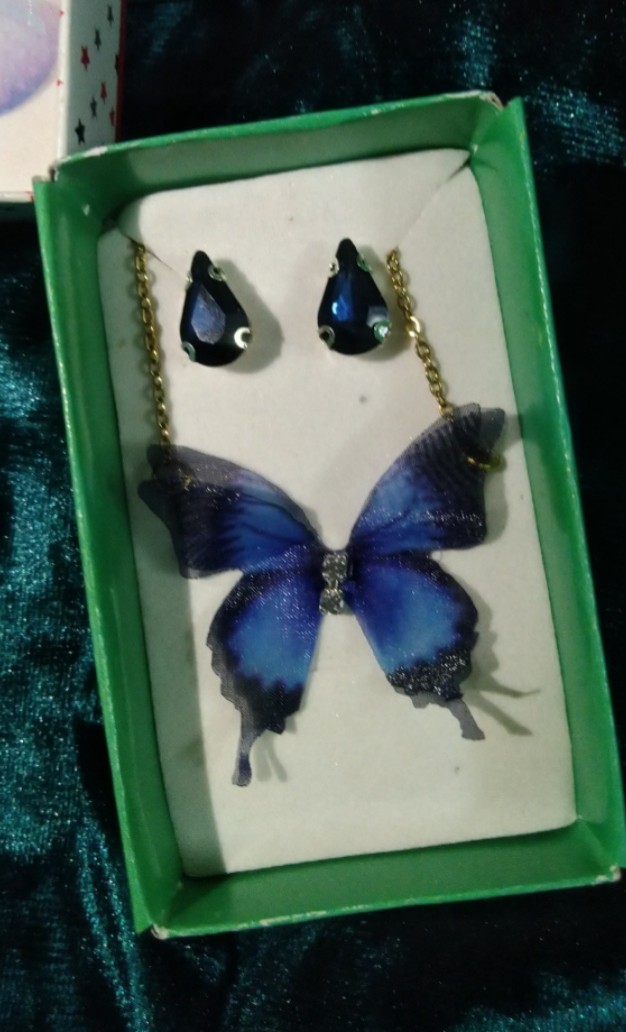 قیمت وخرید نیم ست کادویی شیک ولاکچری