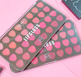 قیمت وسفارش پالت رژلب حرفه ای