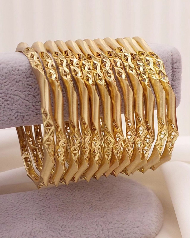 مشخصات وخریدالنگوطرح طلازنانه ضدحساسیت ورنگ ثابت