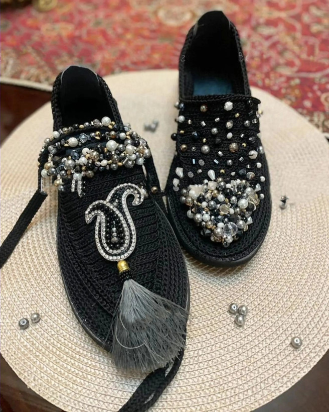 گیوه زنانه دست دوز