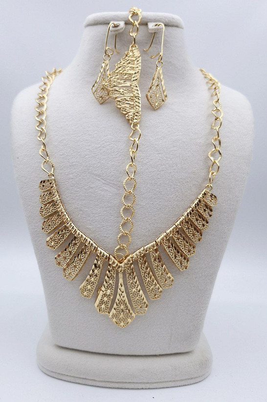 مشخصات وسفارش سرویس طرح طلای رنگ ثابت